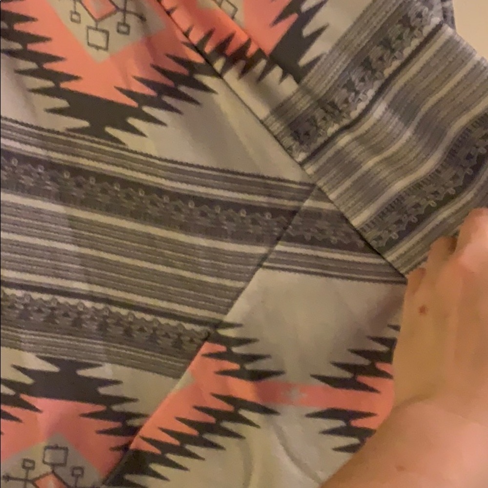 Tribal Patterned Cardigan - Picture 2 of 6